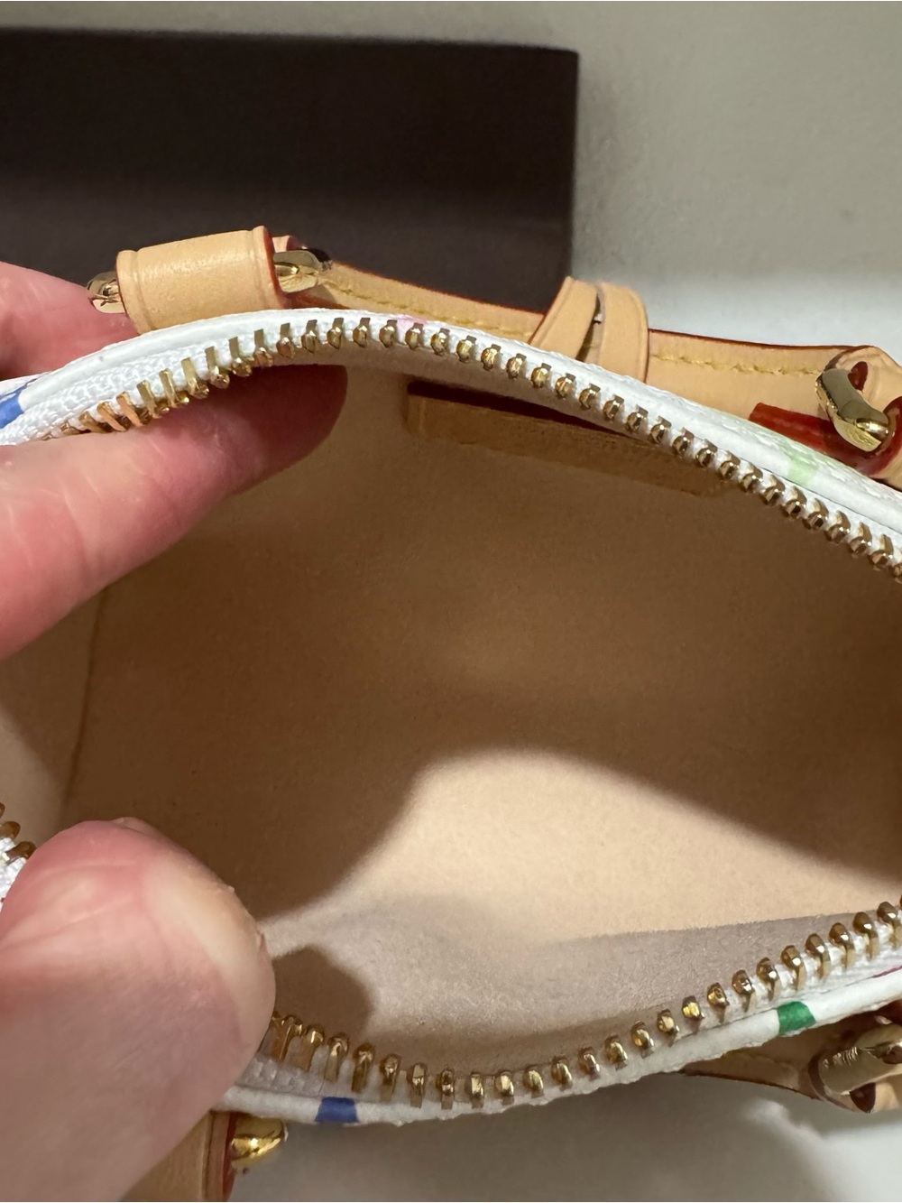 Louis Vuitton White Murakami Monogram Nano Speedy - Picture 8 of 10